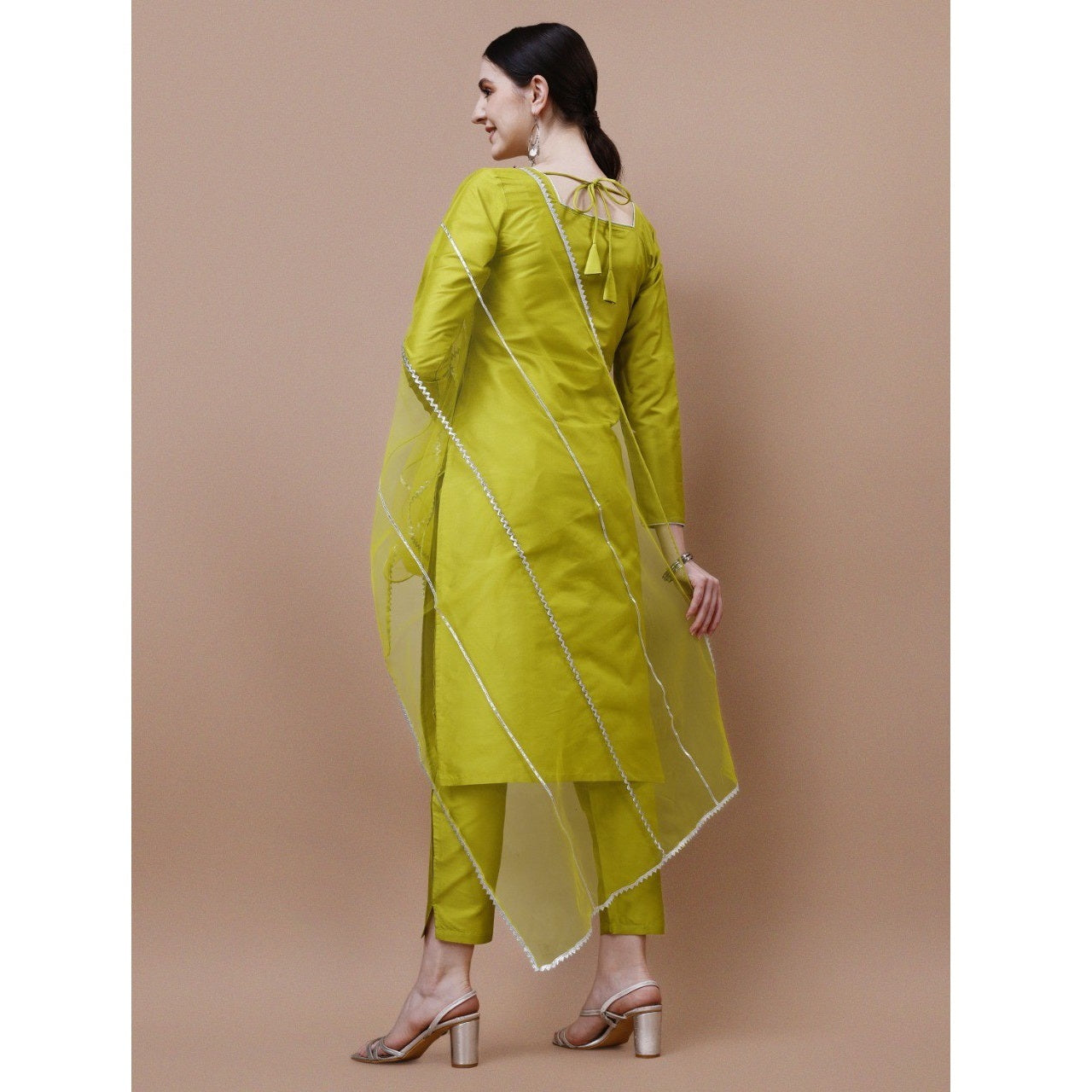 Green Solid Cotton Blend Straight Kurta Pant Dupatta Set