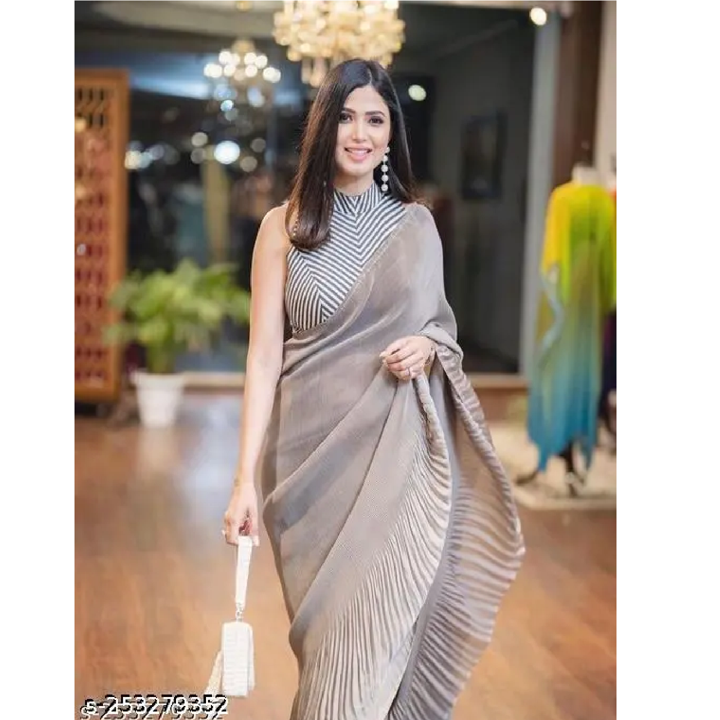 Gray Solid Chiffon Crash Saree With Blouse